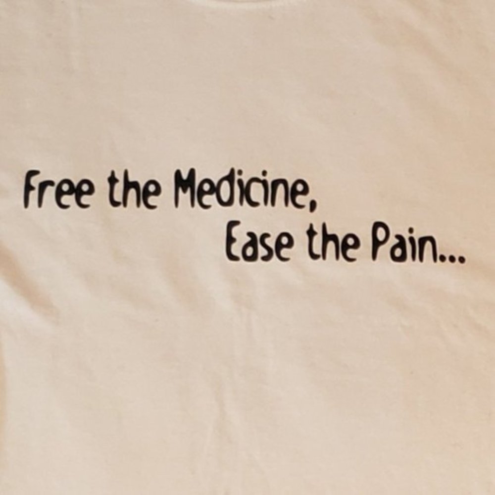 Free The Medicine vintage Cannabis Tee Shirt cream 2xlarge 065